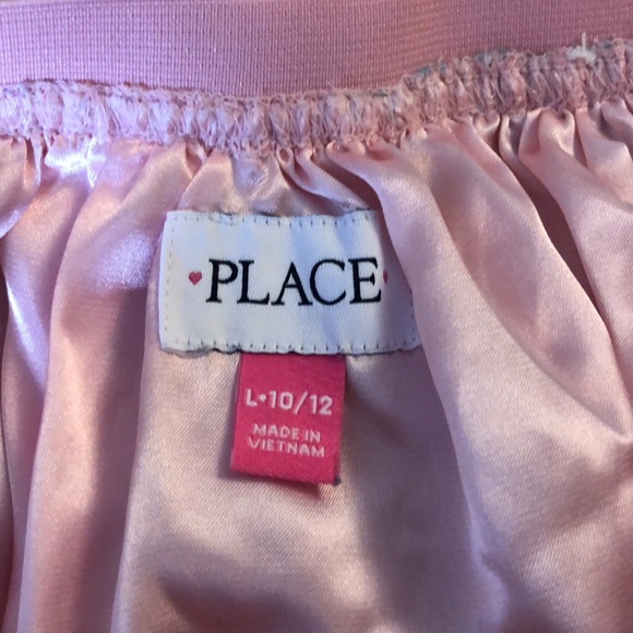 Children’s Place skirt - Picture 2 of 2